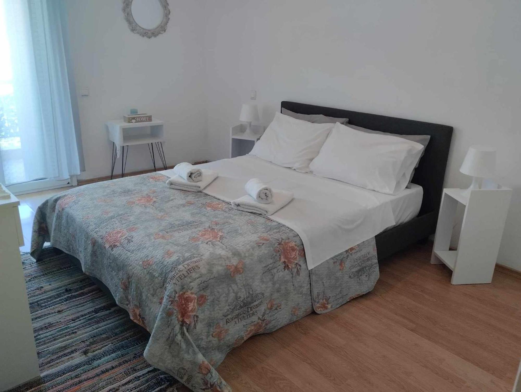 Emmy Apartment Chrissi Akti Chania Exterior foto