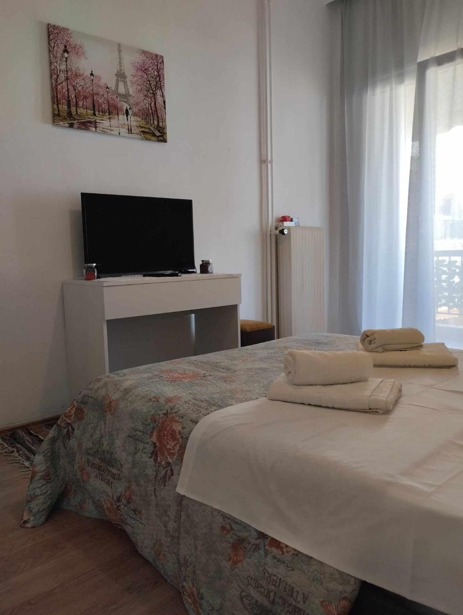 Emmy Apartment Chrissi Akti Chania Exterior foto